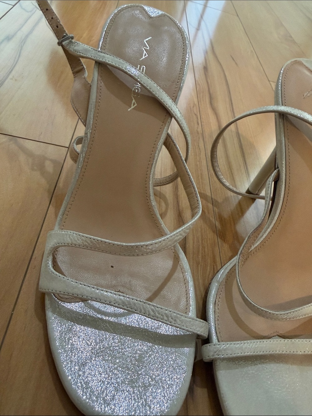 Via Spiga - Elegant strap heels - Picture 3 of 7